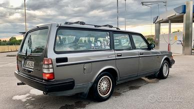 Volvo 240 Super Polar