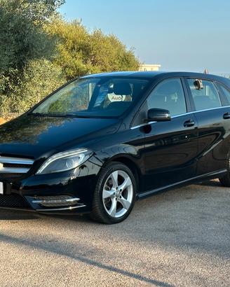 Mercedes-benz B 200 CDI Premium Automatica