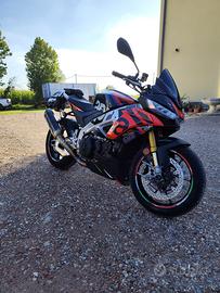 Aprilia tuono factory 2023