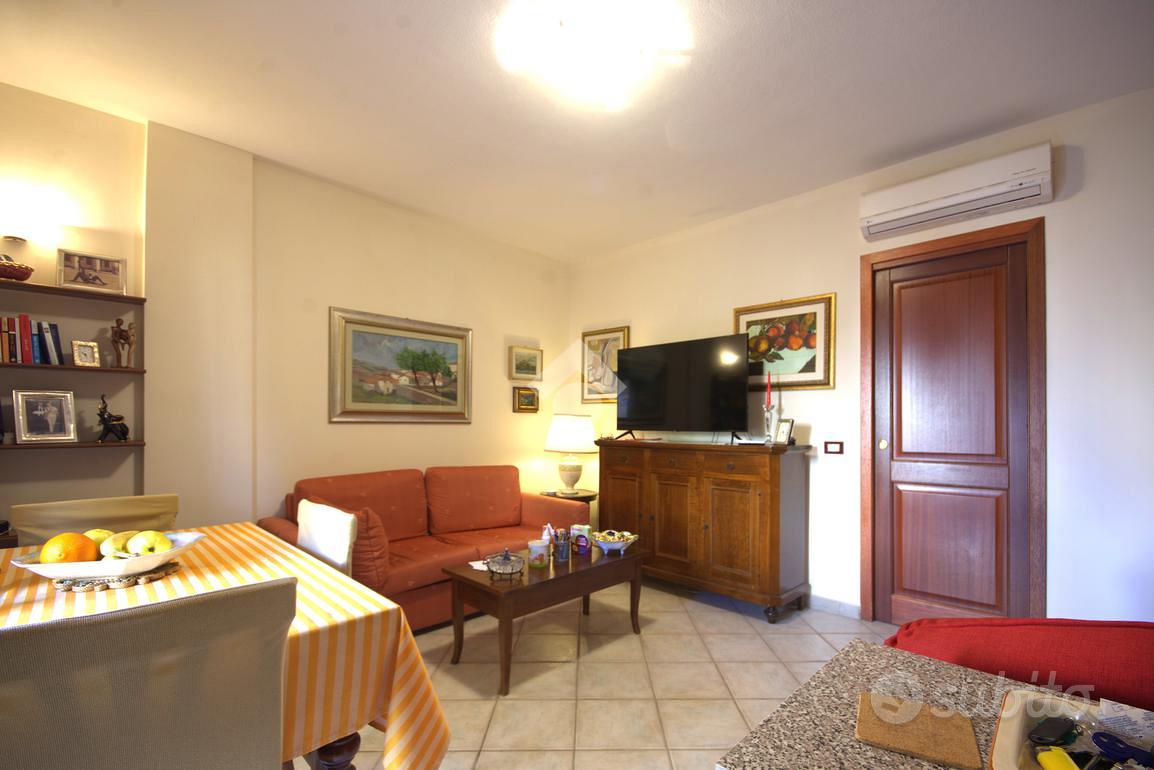 2 LOCALI A OLBIA - Vista 2