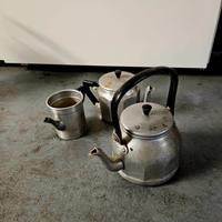 tre bollitori in alluminio