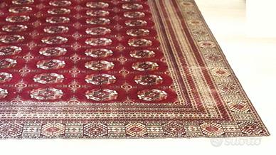 Tappeto Bukhara 240 x 318 cm. antico