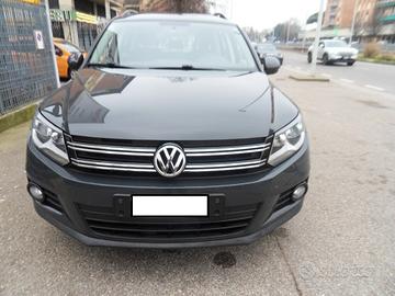 Volkswagen Tiguan 2.0 TDI 110 CV Cross BlueMotion 