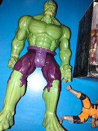 HULK 30 CM-IRON MAN IN LEGA-GUARDIANI DELLA GALASS