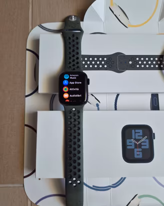Apple Watch SE (2ª Gen) GPS 40mm - In Garanzia