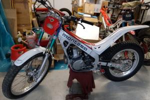 Montesa Cota 315 - 2004
