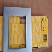 placca vimar plana argento perlato 14654.75.01