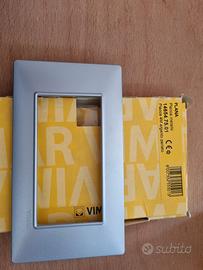 placca vimar plana argento perlato 14654.75.01