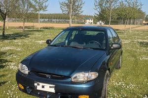 Hyundai accent 1998