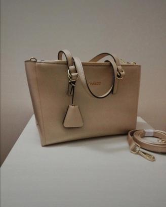 Borsa  a mano Guess