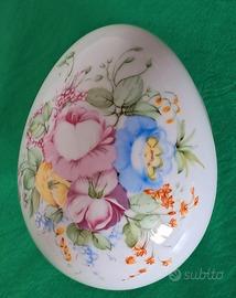 Uovo in porcellana Limoges
