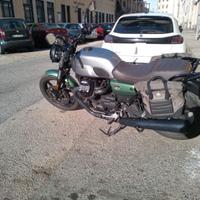 Moto Guzzi V7 IV - 2022