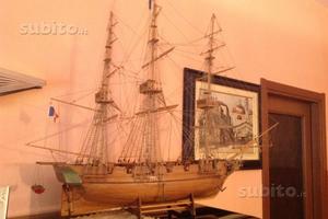 Veliero francese fatto a mano