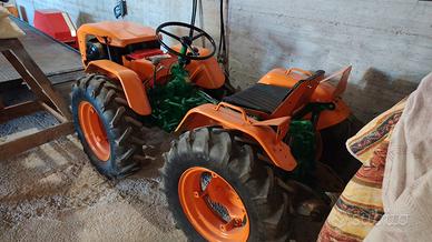 trattore goldoni 526T