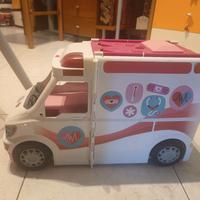 ambulanza Barbie 