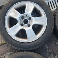 cerchi  attacco seat con gomme da 15"