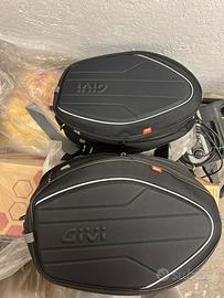 Borse laterali GIVI 40l con Staffe REMOVE-X