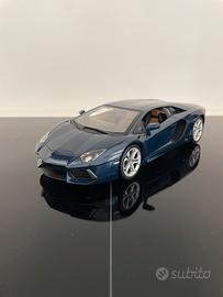 Lamborghini Aventador 1:18