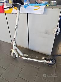 Monopattino Ducati pro I