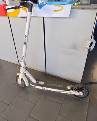 Monopattino Ducati pro I