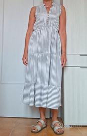 abito smanicato tg S, brand Shein