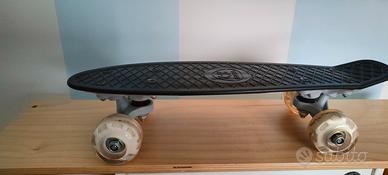 Mini skateboard Globo