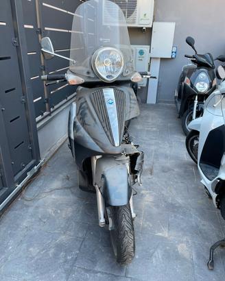 PIAGGIO BEVERLY 300 2010