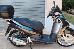 Scooter Peugeot LXR 200 del 2011