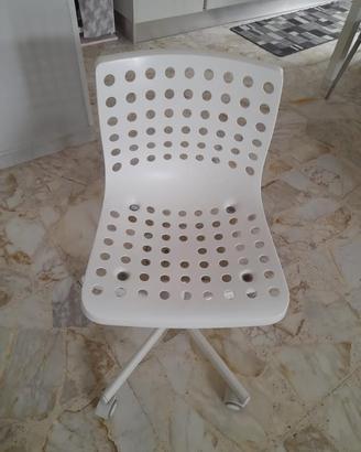 sedia da scrivania con rotelle