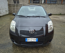 TOYOTA YARIS.1000 benzina. OK NEOPATENTATI