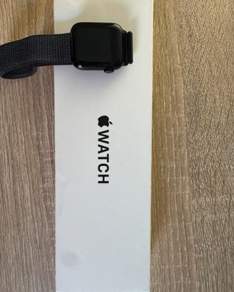 Apple Watch SE (Gen 2) 40 mm con funzione e-sim
