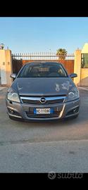 Opel Astra 1.7 CDTI 125cv 6 marce 