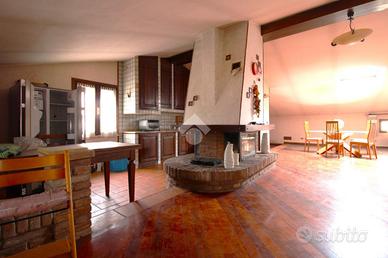 3 LOCALI A CASTELLARANO