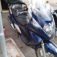 Honda silver wing 600 anno 2004