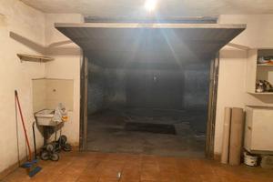 Garage in Formia