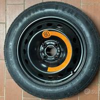 Ruotino Pirelli 15" + cric e chiave in omaggio