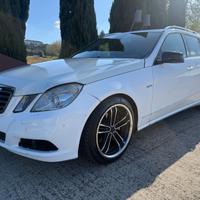 Mercedes-benz E 250 CDI S.W. BlueEFFICIENCY Avantg