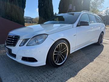Mercedes-benz E 250 CDI S.W. BlueEFFICIENCY Avantg