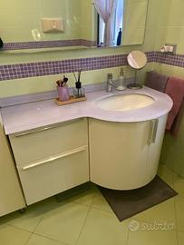 Mobile bagno sospeso 