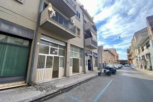 Bottega 50 mq (Via Sabotino- Via Gorizia)