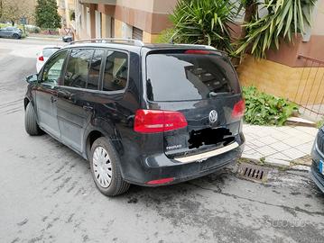 Volkswagen Touran metano benzina