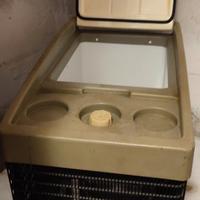 Frigorifero/congelatore per auto o camion