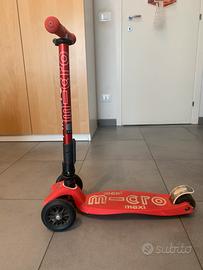 Monopattino pieghevole marca MICRO