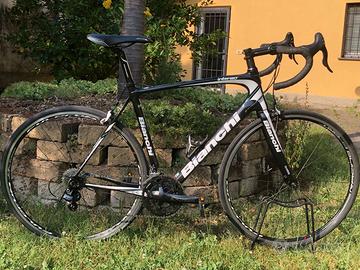 Bianchi Intenso Bici da Corsa in carbonio