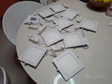 Faretti (10)e plafoniera LED da incasso