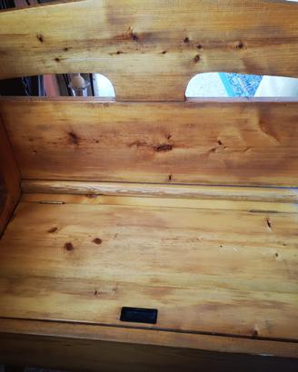 panca in legno massiccio per cucina rustica
