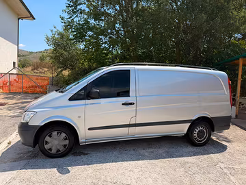 Furgone Mercedes VITO