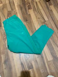 Pantaloni sportivi adidas in un vivace colore verd