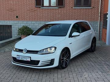 Volkswagen Golf GTD 2.0 TDI 5p. BlueMotion Technol