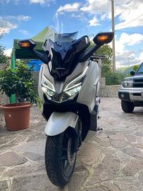 Scooter Honda Forza 300